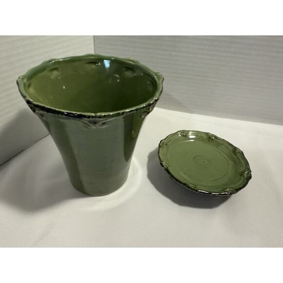 Ceramic Green Planter Round w/ decorative footed plate, French Country, Shabby - Picture 4 of 10